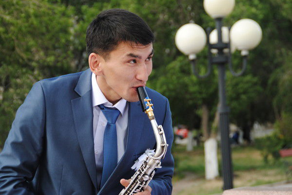 Аслан Намешев