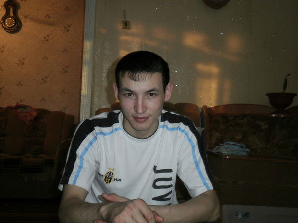 Арман Рахимов