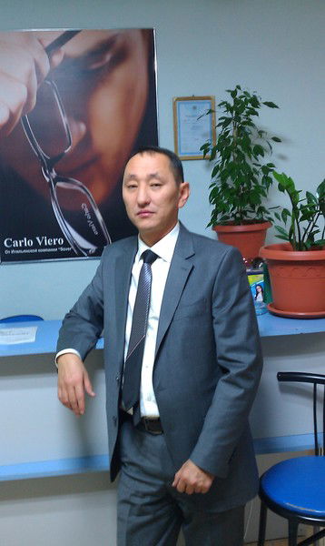 Жанат Сакенов