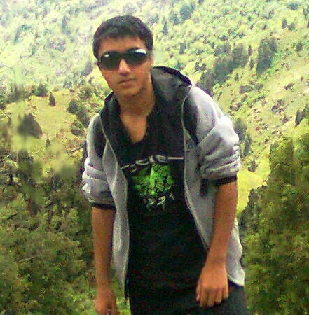 Анвaр Кулaхмeдов