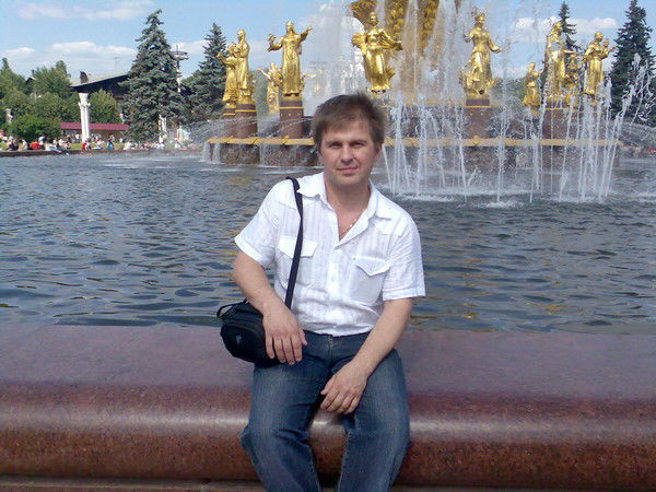 Александр Иванов