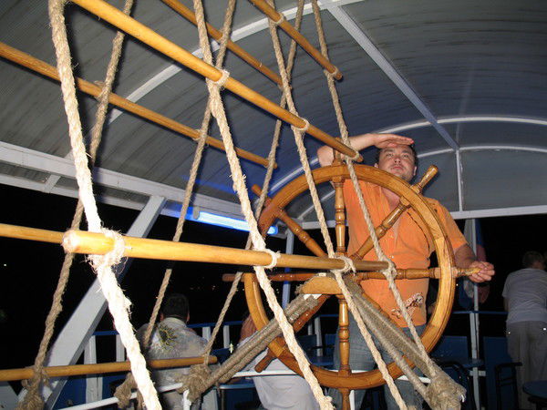 Дмитрий Пешков