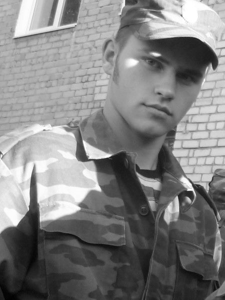 Артем Подрезов