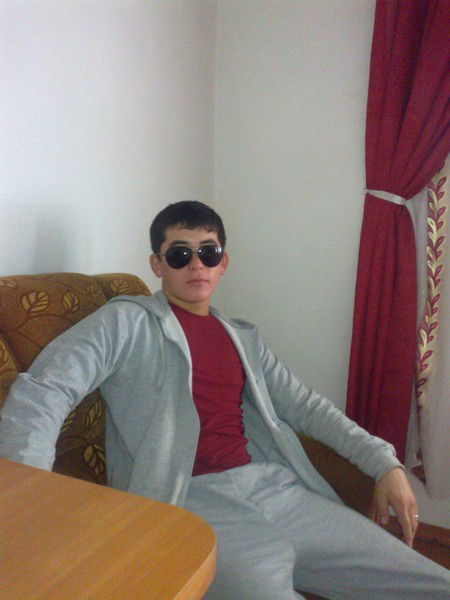 Ерлaн Амaнкосов