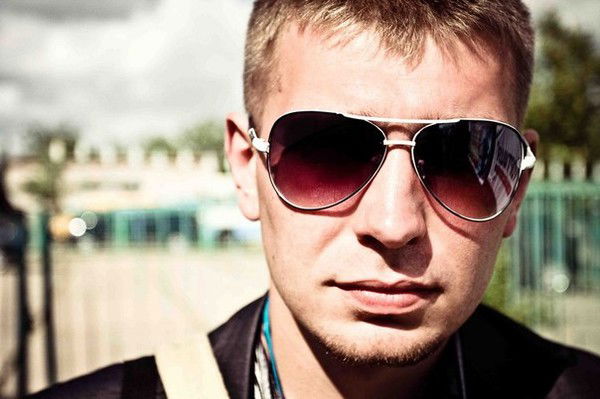 Слава Суховаров