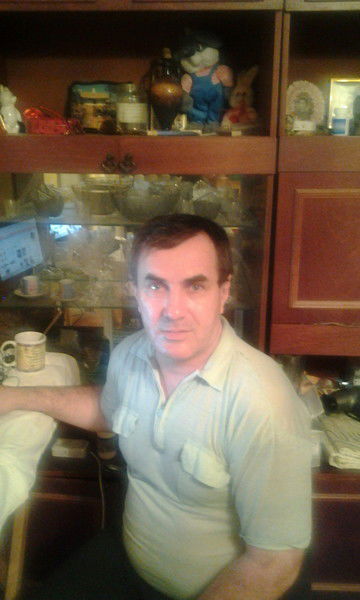 Александр Петровский