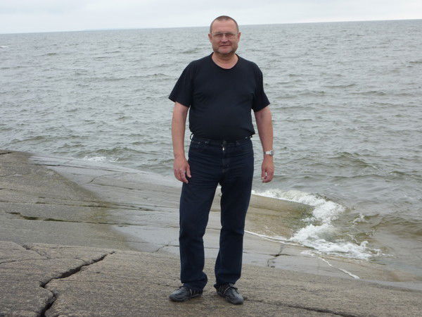 Александр Сарычев