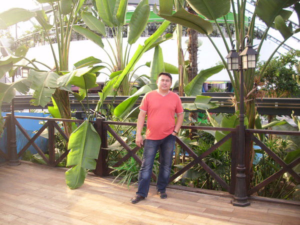 Жандос Алайдар