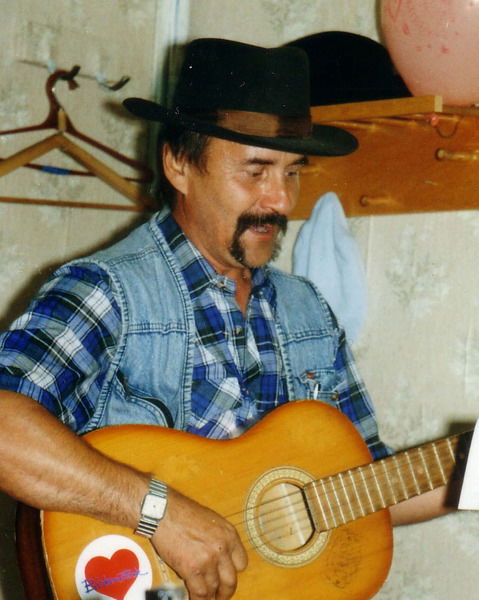 Виктор Иванов