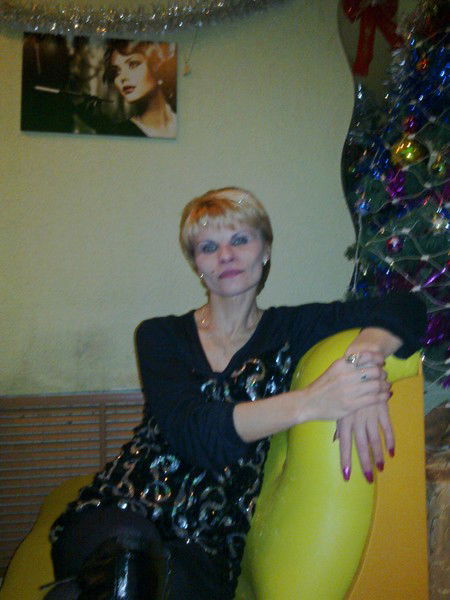 Лена Леснова