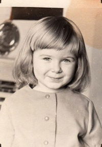 Елена Лапанович