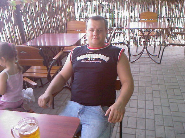 Борис Голев