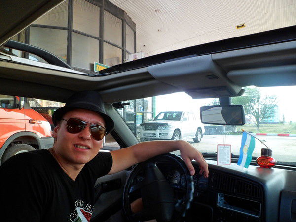 Денис Захаров