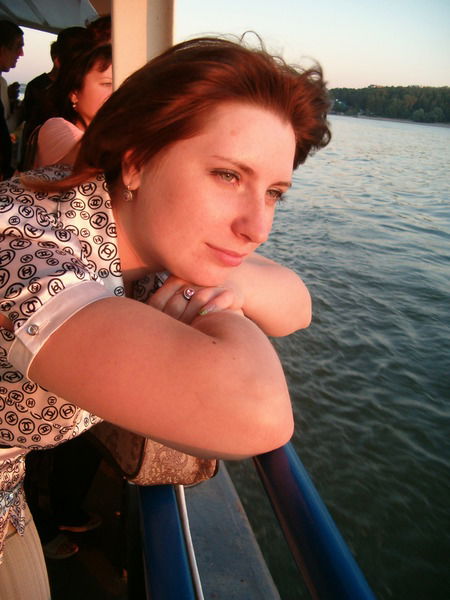 Анна Луговская