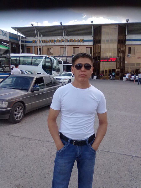 Дархан Бахов