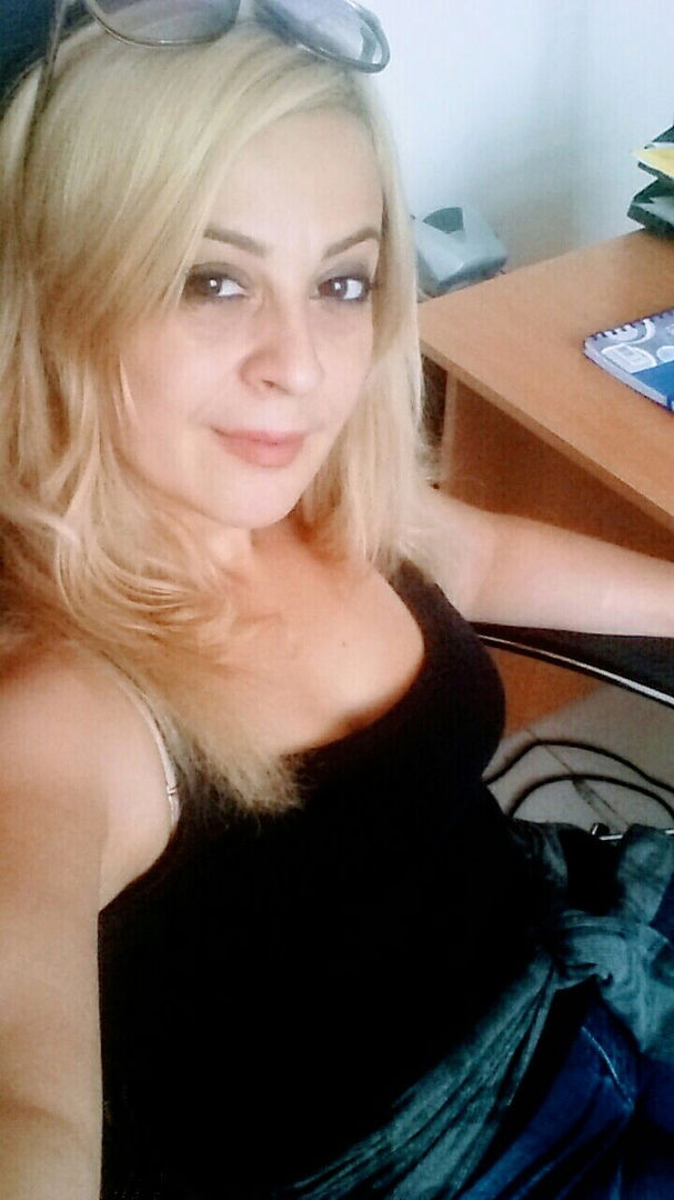 Наташа Денина