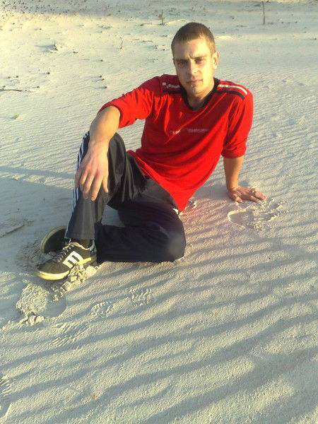 Артём Фролов