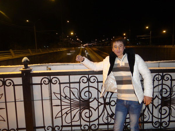 S E R I K S Y Z D Y K O V