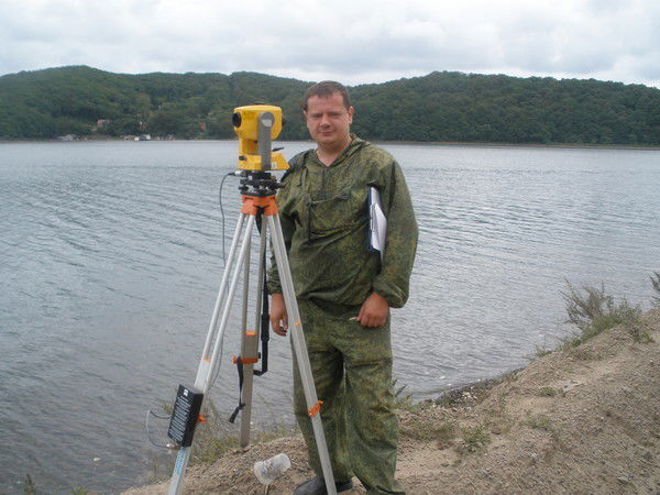 Денис Абрамов