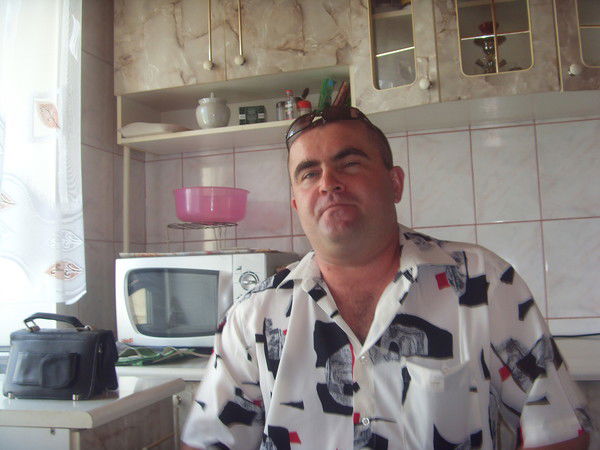 Олег Нещерет