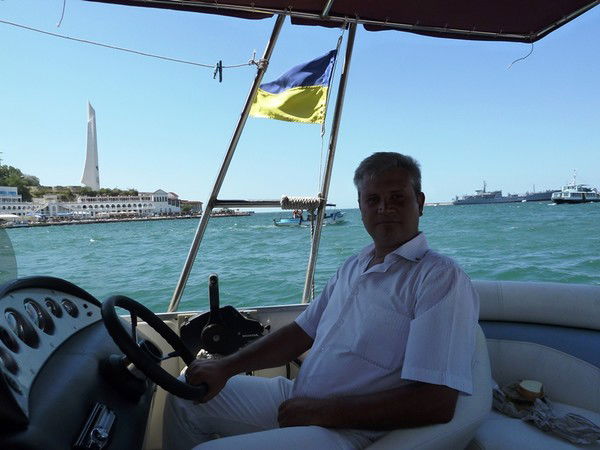 Александр Тарасенко