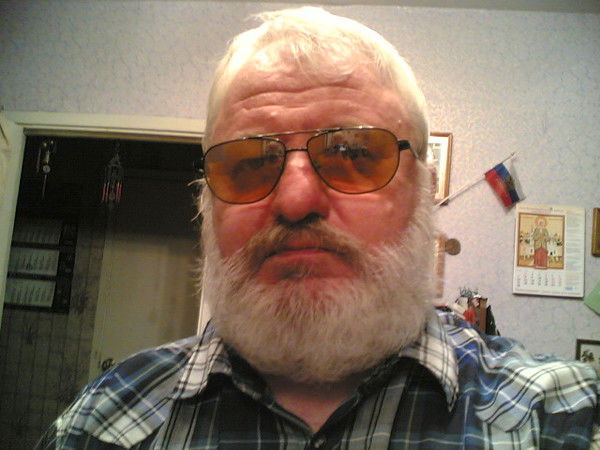 Виктор Александров