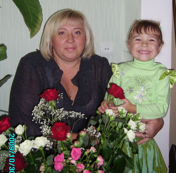 Елена Омельян