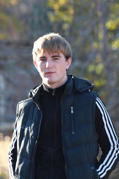 Толик Костин