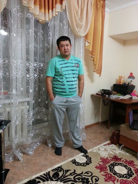 Думан Капенов