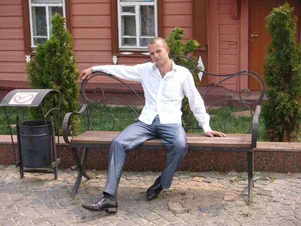 Дмитрий Долак