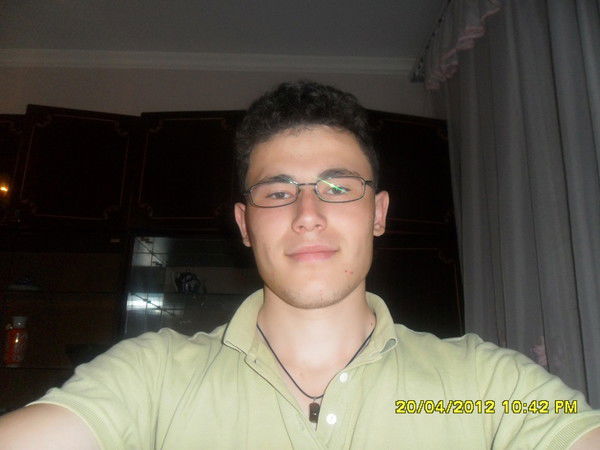 Баха Султанходжаев