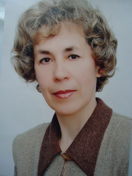 Луция Железнова