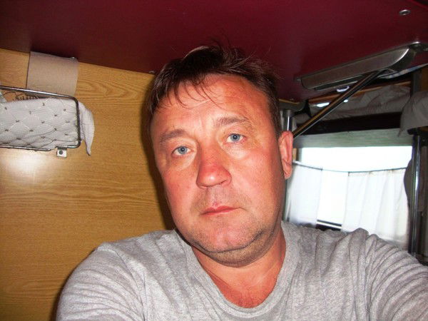 Виктор Львов