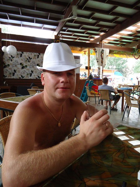 Максим Лопатин