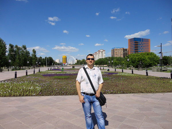 Александр Васильев