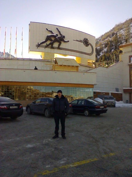 Дима Максимовас