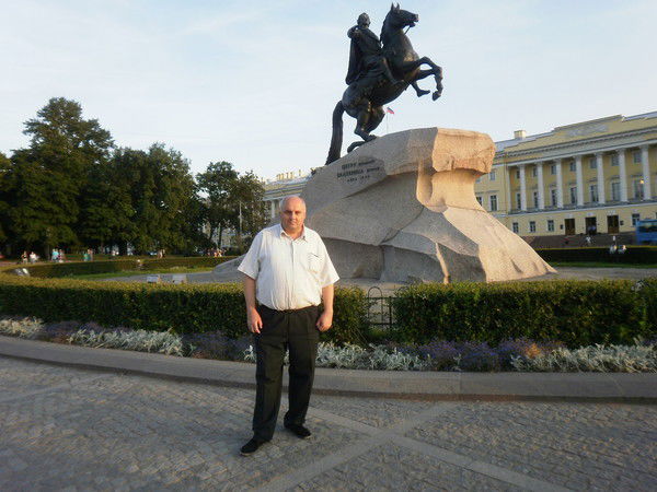 Олег Собянин