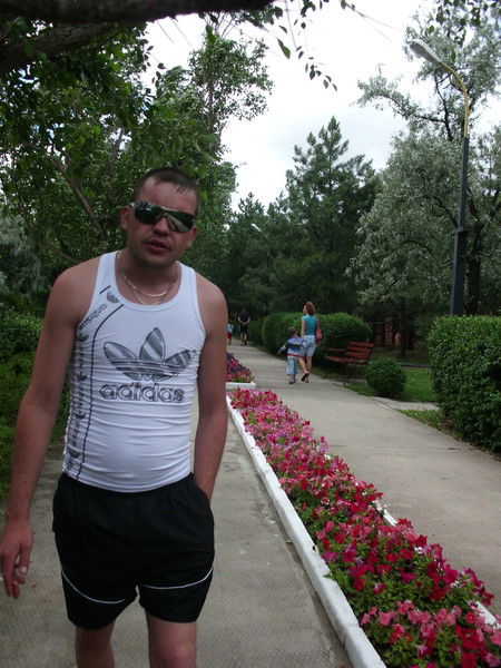 Андрей Андрющенко