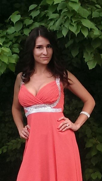 Анита Хошем