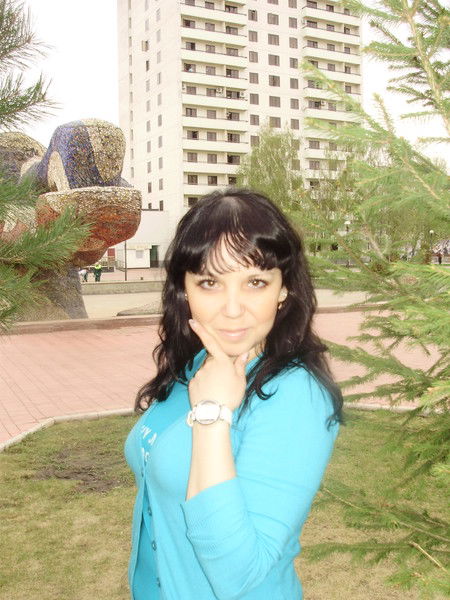 Лениза Муратова