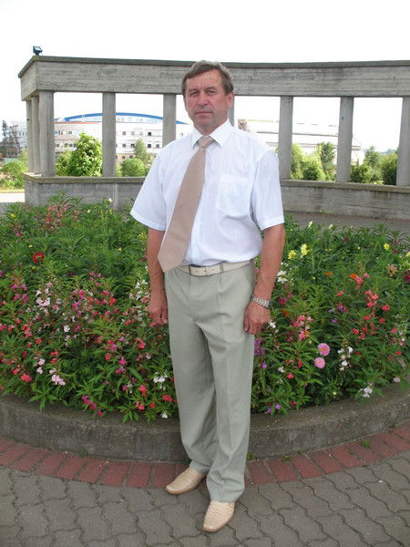 Виктор Мнёв