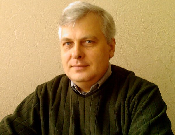 Александр Евстратов