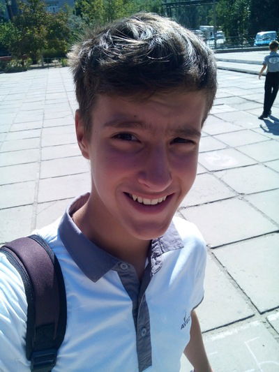 Александр Решетник