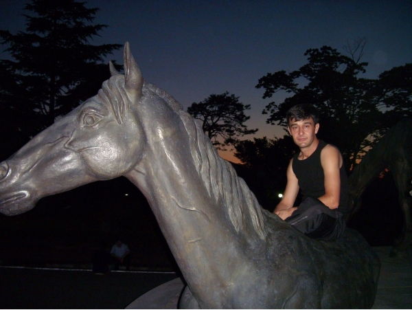 Искандар Хамраев