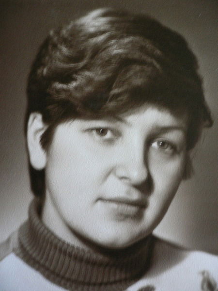 Елена Громова