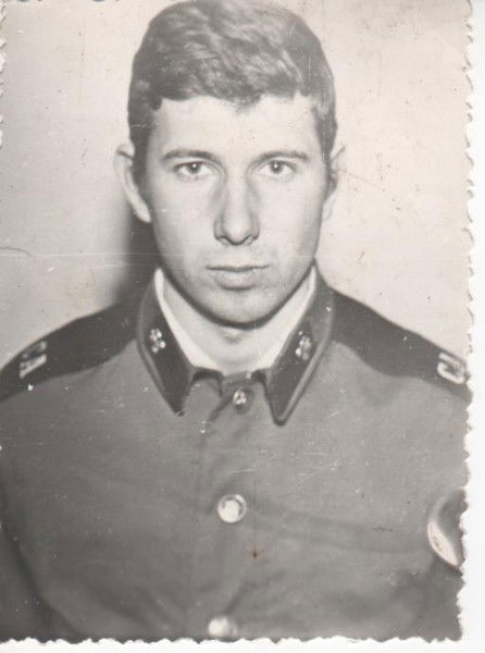 Саша Брадар