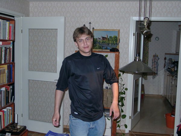 Неизвестно Неизвестно