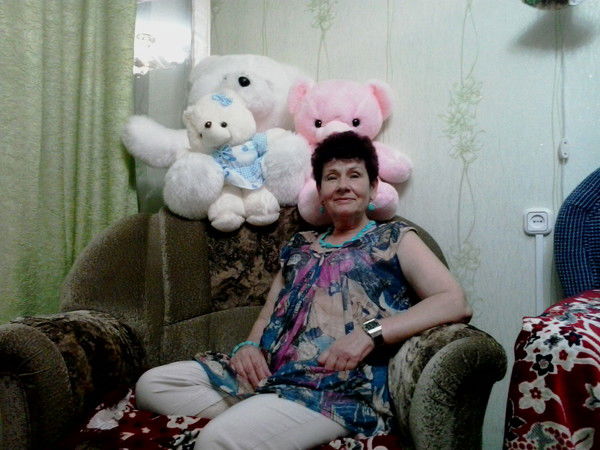 Нина Гладченко