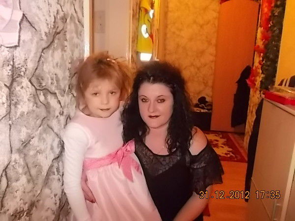 Larissa Seel, Зель