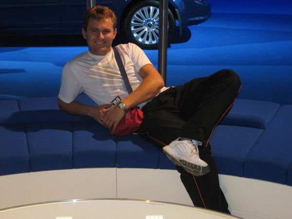 Виталий Новиков